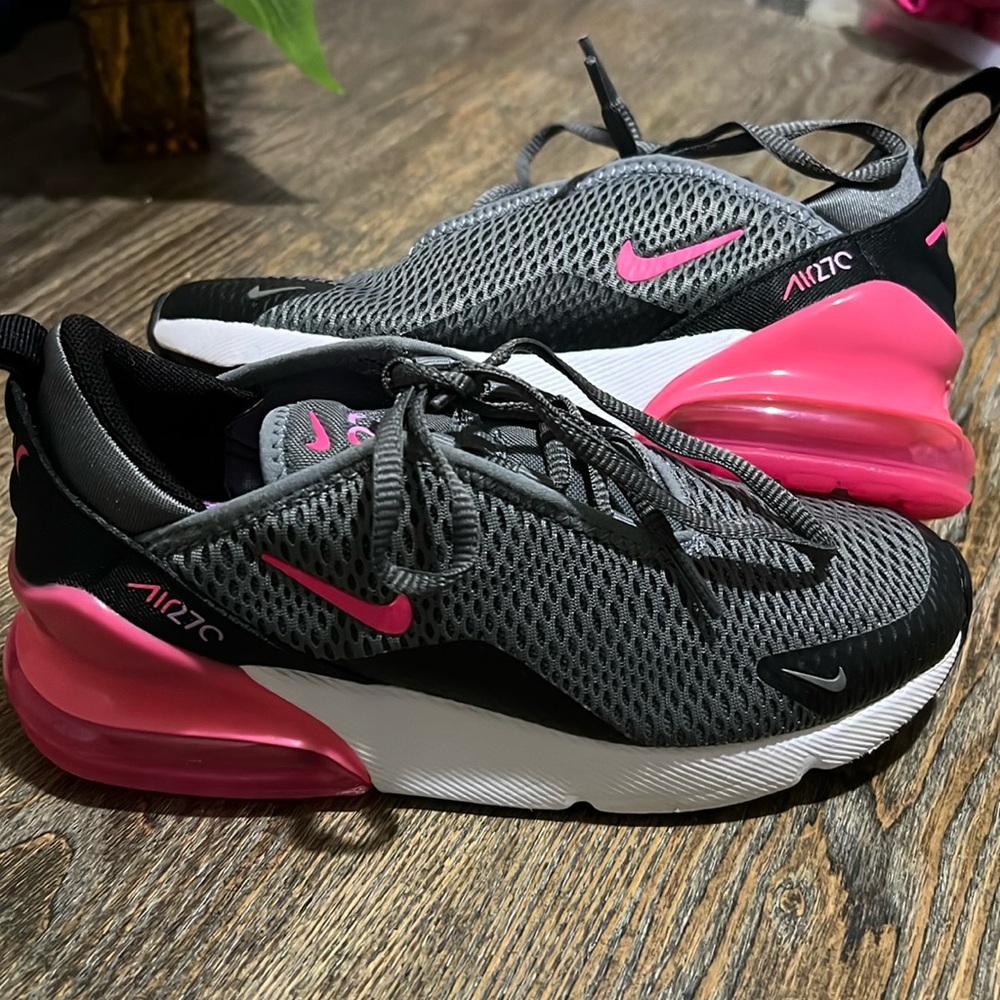 Nike Air Max 270